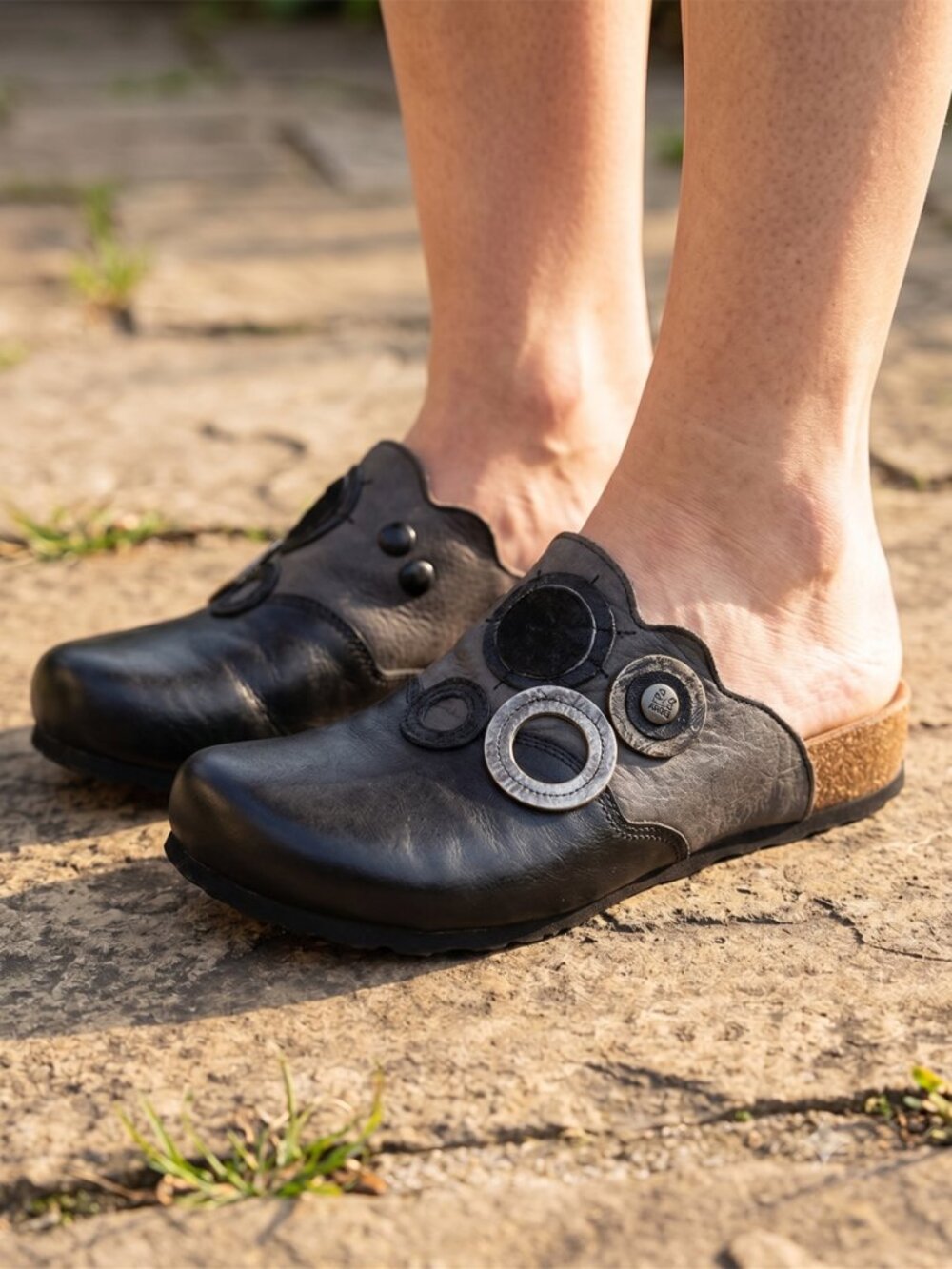 Think! Julia gray black leather cork comfort mules clog sandals